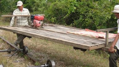 Le Bamboo Train